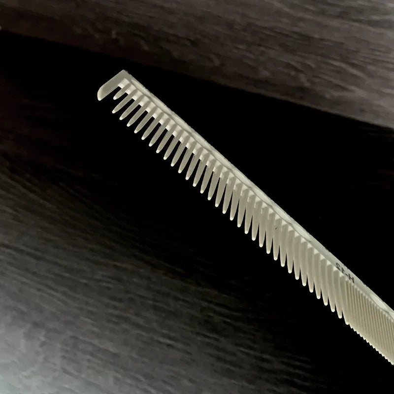 6pcs Professional Hair Cutting Comb Set, Anti-Static Carbon Fiber Combs With Scale, Salon Barber Styling Tool Kit Qme