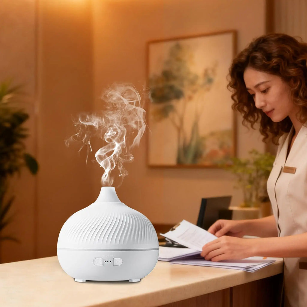 Oil Diffuser Machine 7-Color Ambient Light USB Plug-humidifier Qme