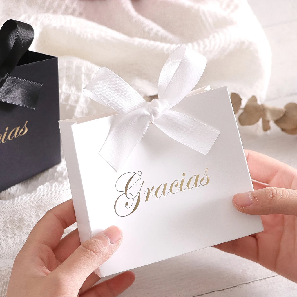Elegant 5-Piece Gift Box Set With“Gracias” Design and Ribbon - Perfect for Storing Snacks, Candies and Small Gifts - Perfect Fo Qme