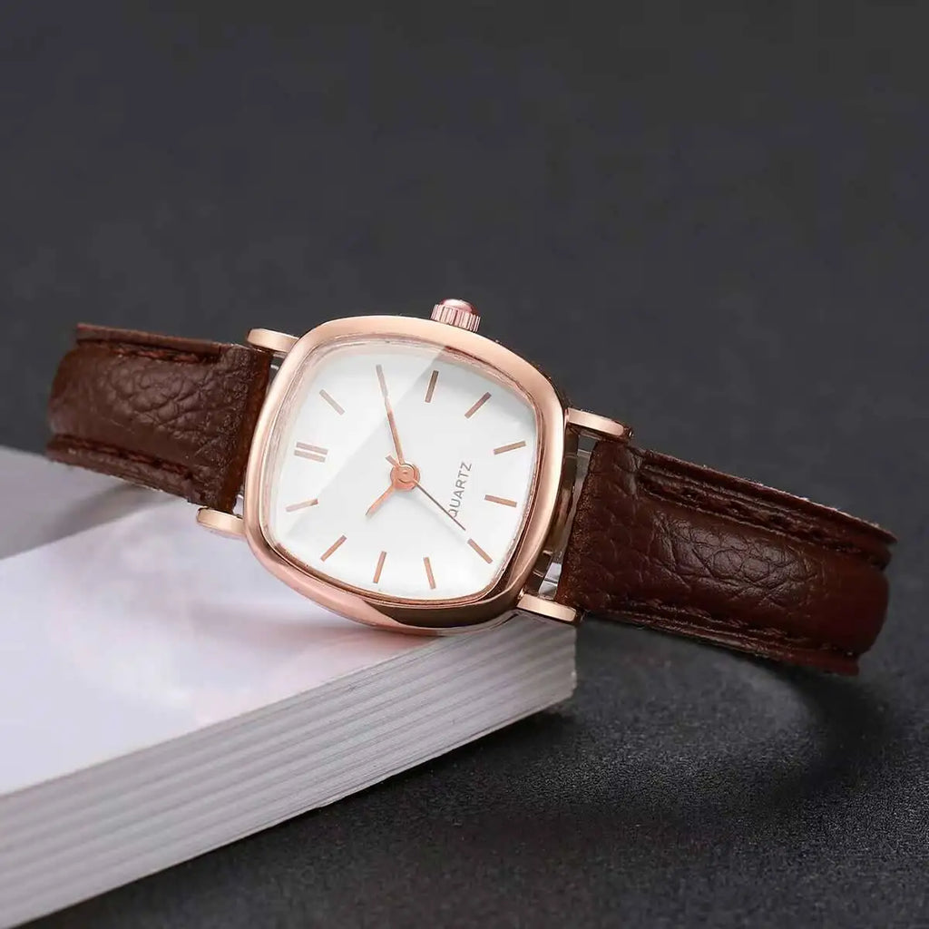 1 pcs Fashion Small Dial Female Strap Watches Simple Ladies Quartz Wrist Watches Qme