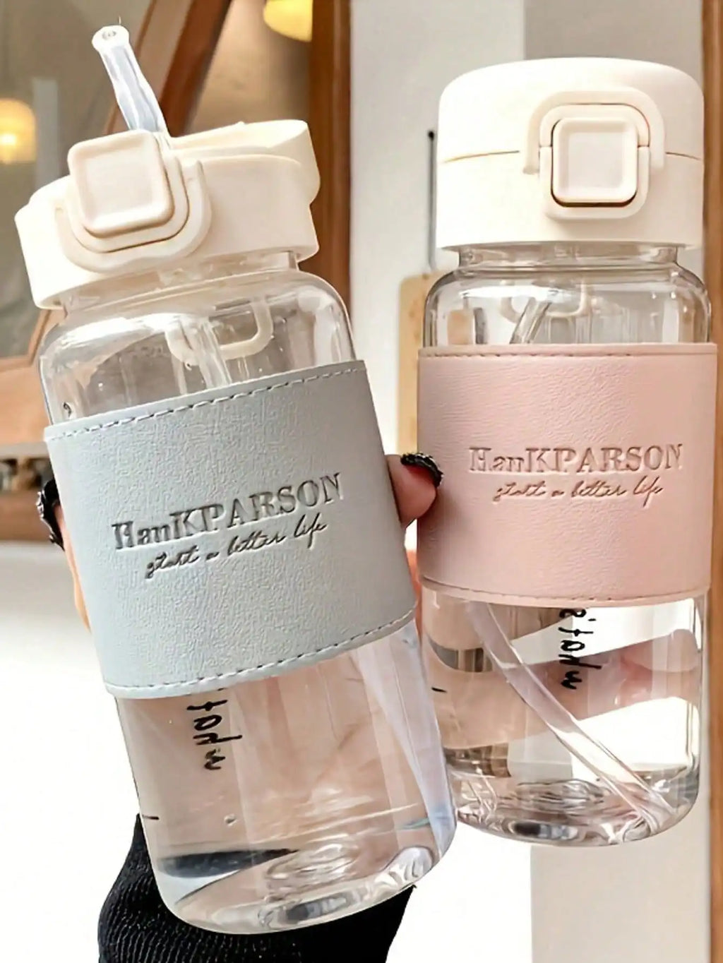 Leak-proof Sports Water Bottle Straw Flip Cap Oval-shaped PVC PET Qme