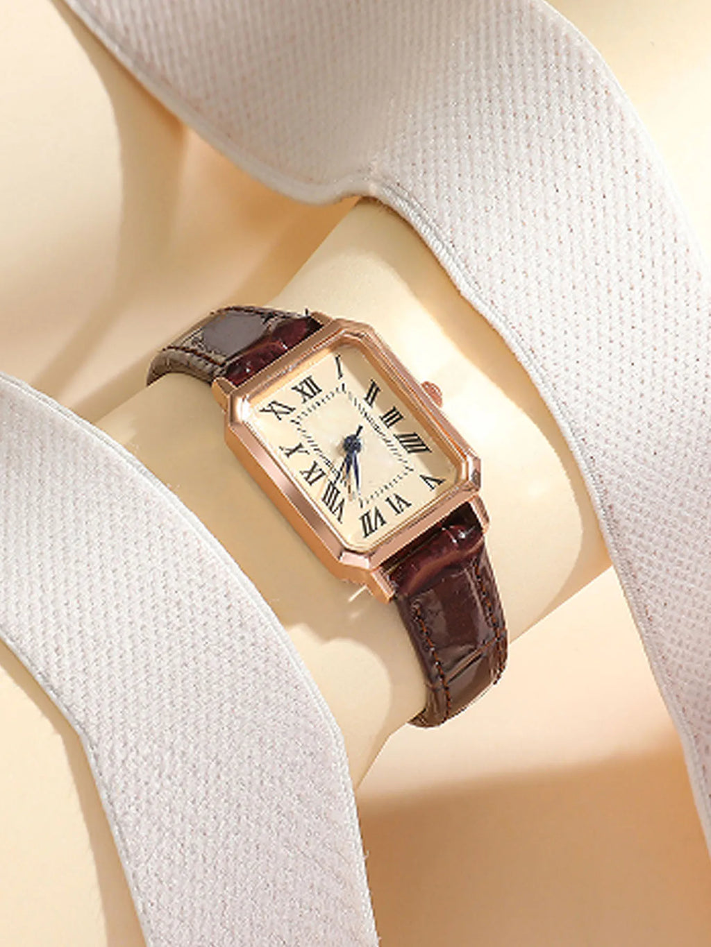Women's Watch, Quartz Watch, Simple Fashion Casual Watch, Small Elegant Leather Strap, Square Dial with Roman Numerals Qme Coffee