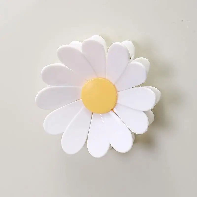 Flower Magnetic Clip Creative Kitchen Gadget Multifunctional Snack Sealer Food Storage Unique Petal Clip Cute Home Fridge Magnet Qme White