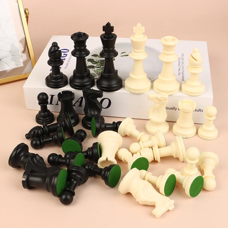 Medieval Chess King No Chessboard 32 Playing Game Qme
