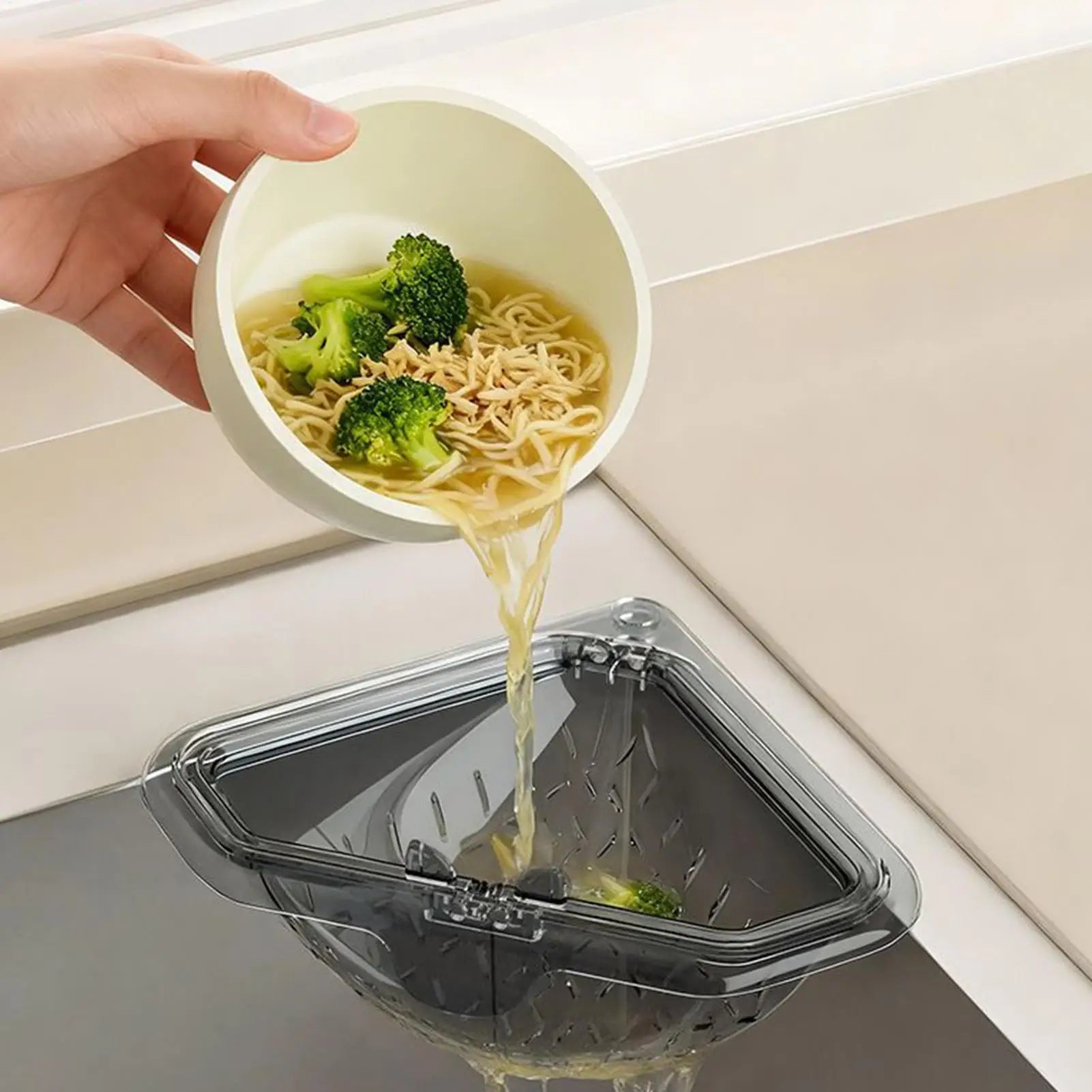 Sink Food Catcher Basket Magnetic Suction Drainage Triangle Drying Kitchen Sink Drain Strainer Corner Basket for Scrap Fruits Qme