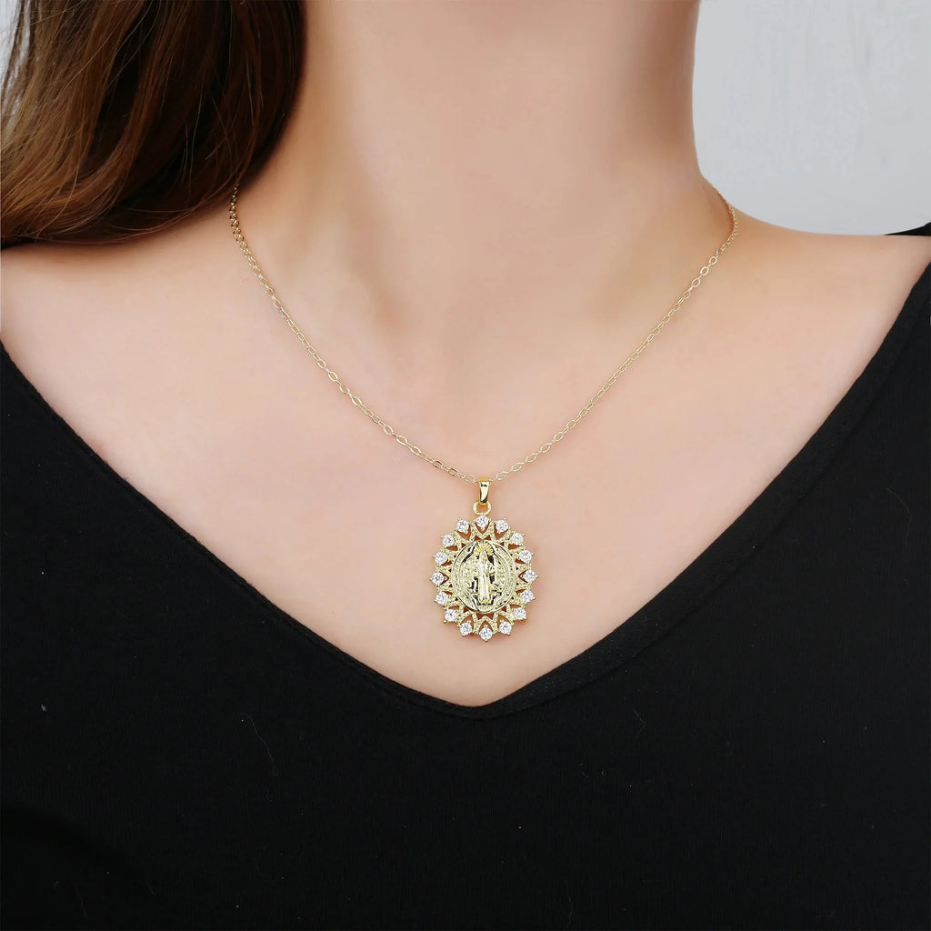 High Quality Luxury Zirconia Religious Character St. Jude Pendant Necklace Personalized for Man Woman Party Classic Jewelry Gift Qme
