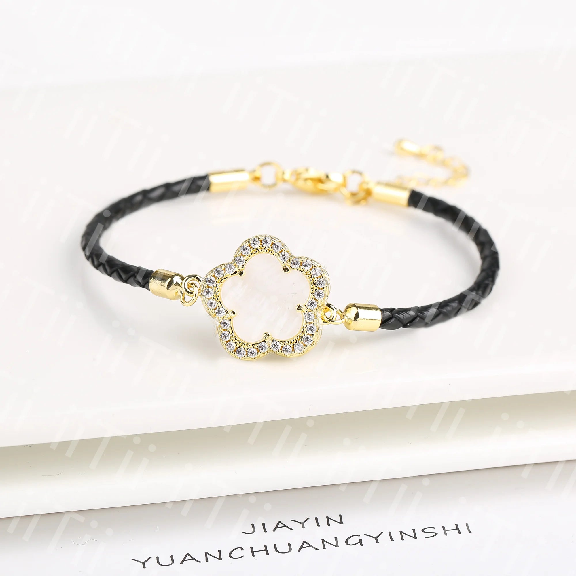 2024 Classic Shiny Zirconia Stone Five Leaf Flower Leather Braided