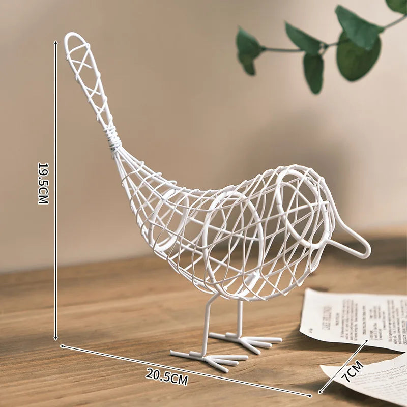 Minimalist Iron Hollowed Out Bird Creative Foyer Living Room Decoration Home Wine Cabinet Decor Metal Bird Desktop Decor Gift Qme White