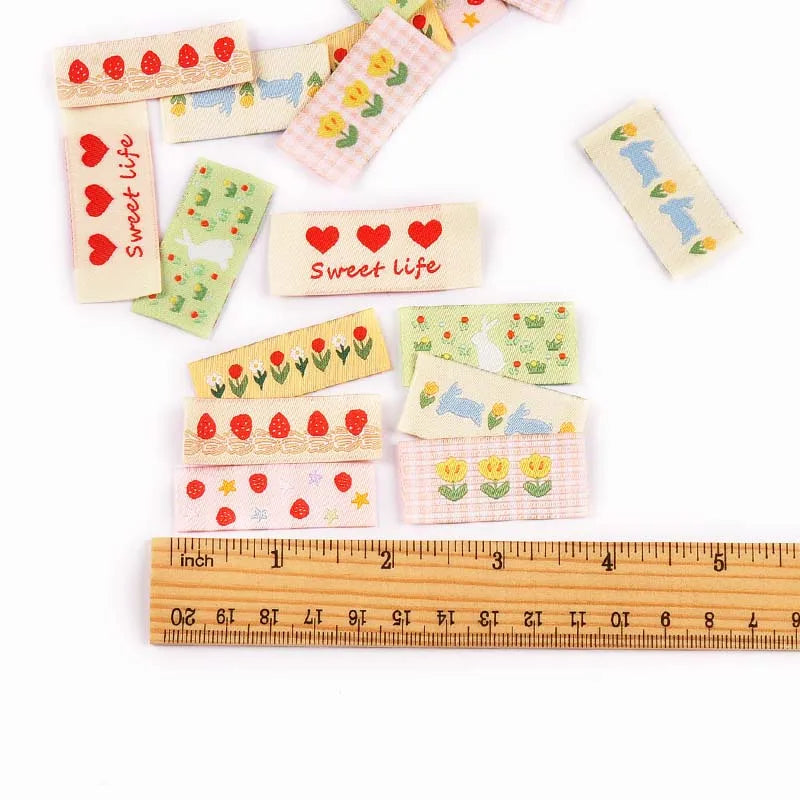 20pcs 15-45mm Mix Colorfull Flower/Heart/Tulip Pattern Label For DIY Clothing Decorative Sewing Accessories Without Gum cp3816 Qme