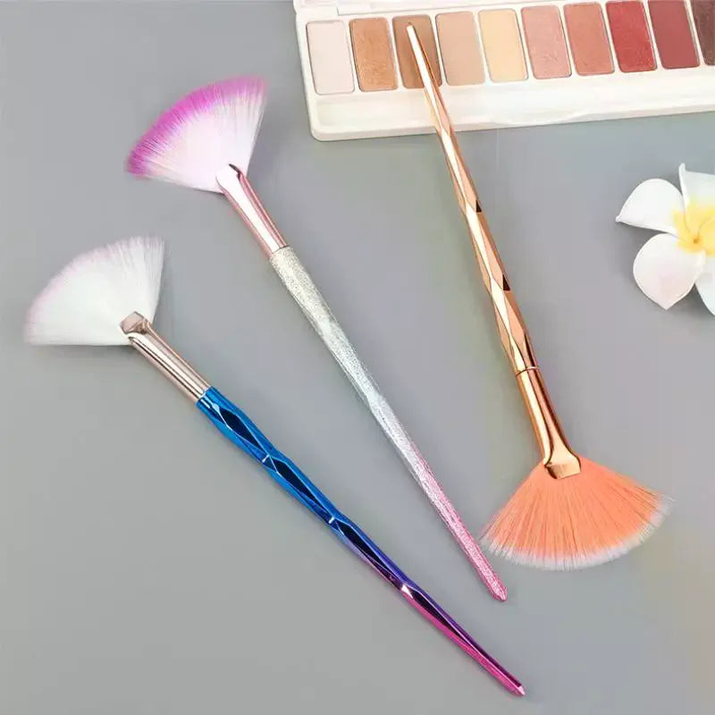 Large Flat Highlight Blush Fan-shaped Makeup Brush Powder Loose Face Qme