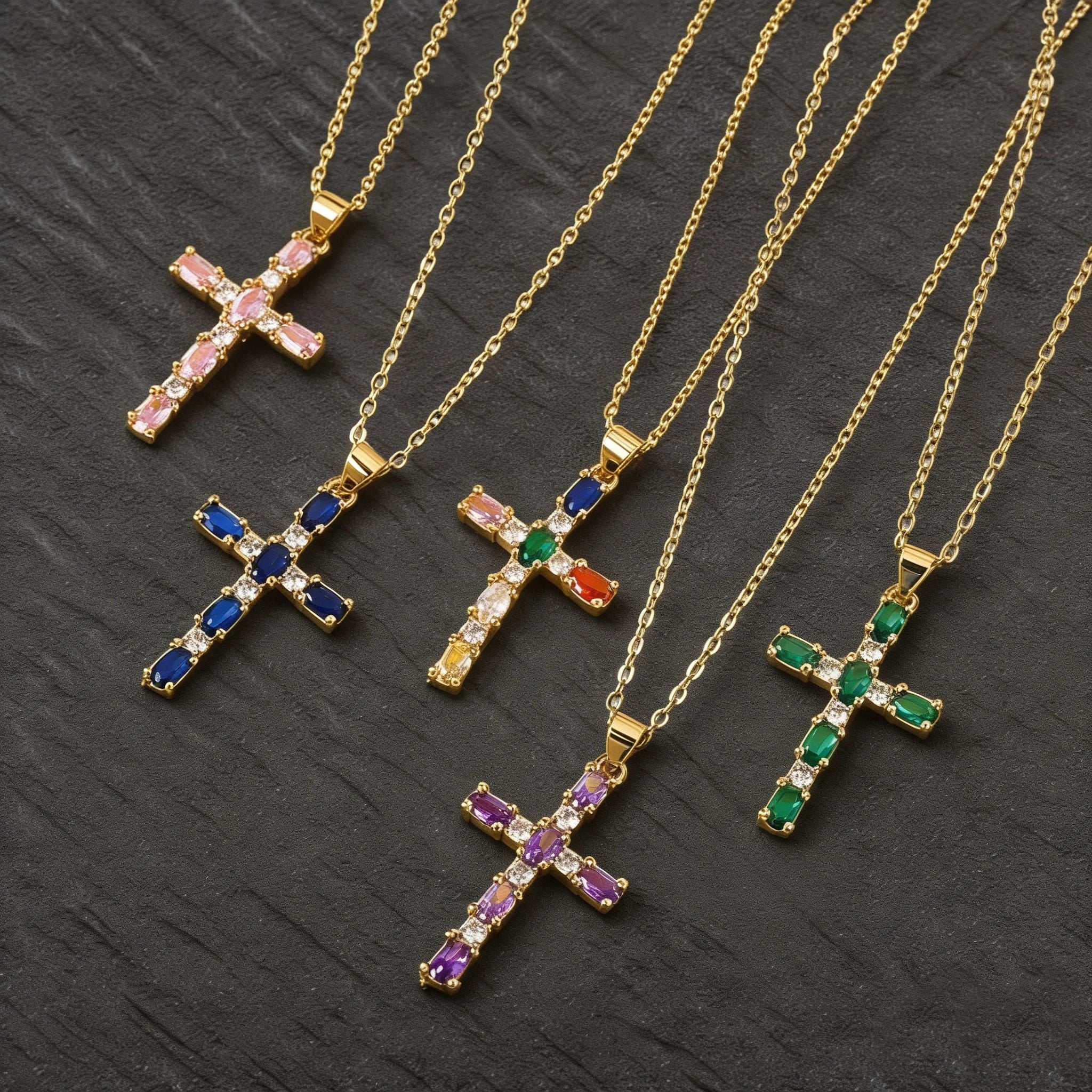 New Arrival Full-Zircon Crystal Cross Pendant Necklace Luxury for Men Women Daily Wear Party Religious Jewelry Christian Gift Qme