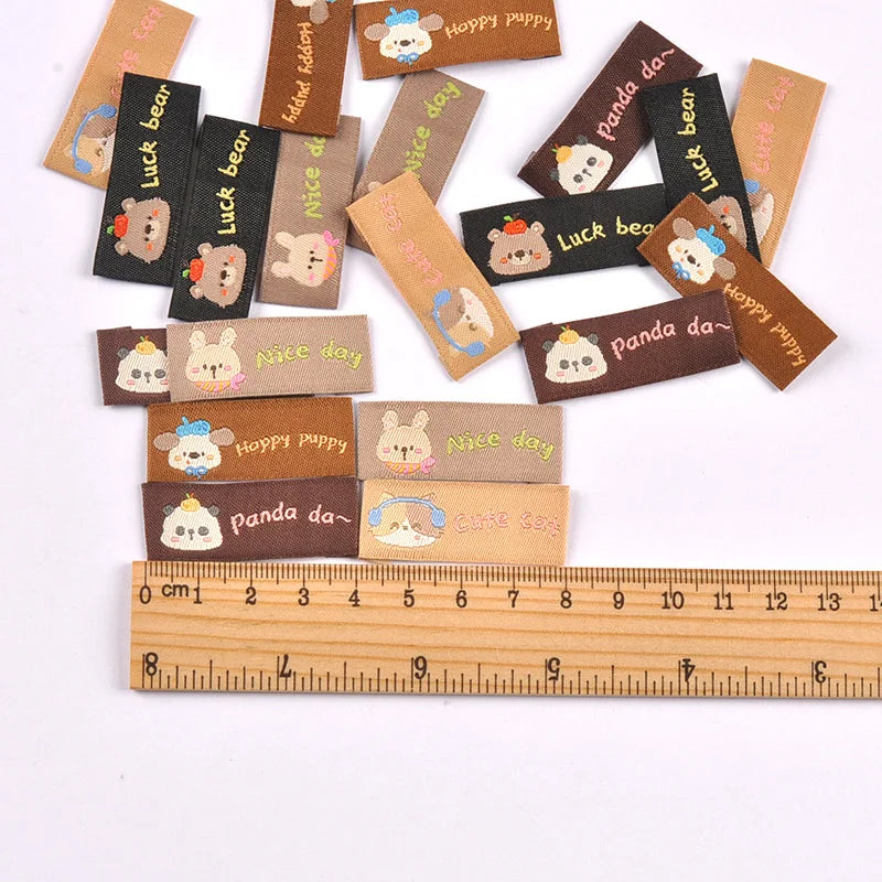 50Pcs Mix 40x17mm Cute Animal panda/dog/cat Fabric Labels Sew On Tags for DIY Clothes/Bag/Shoes Crafts cp4314 Qme