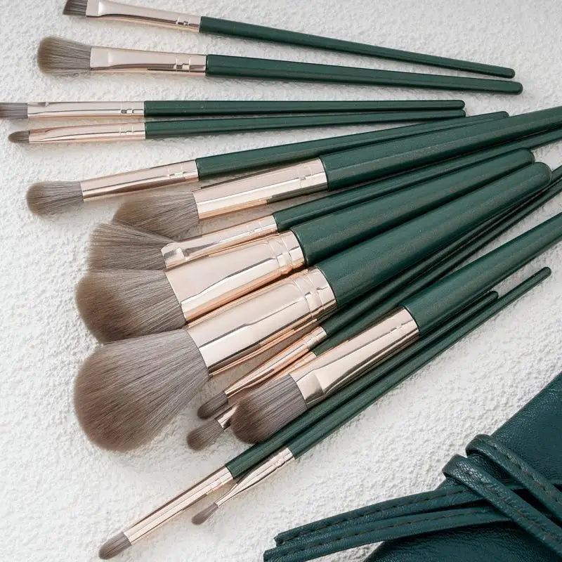 Makeup Brushes Soft Tools Cosmetic Powder Eye Shadow Foundation Blush Qme A1