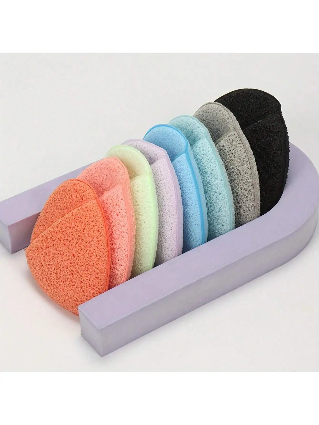 4 Random Gentle Facial Sponges Removes Deep Down Dirt Makeup That Qme