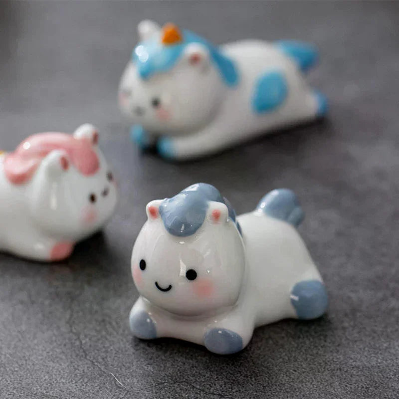Cute Ceramic Horse Chopstick Rest Rack & Holders Spoon Fork Knife Stand Flatware Organizer Horse Year Ornaments Table Decor Qme