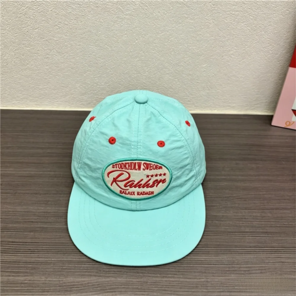 Breathable Quick-Drying Baseball Cap Embroidered Letters Sun Protection Lightweight Duckbill Cap Versatile Wear Flat Brim Qme