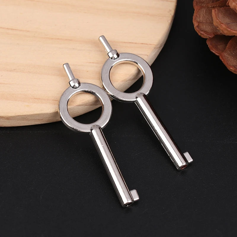Standard Issue Law Enforcement Hand Cuffs Keys American Universal Qme