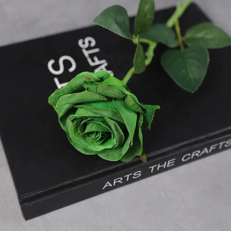 Colorful Realistic Touch Artificial Roses Flowers Rainbow Lifelike Silk Roses Flowers Non-Fading Plastic Fake Flowers Qme Green