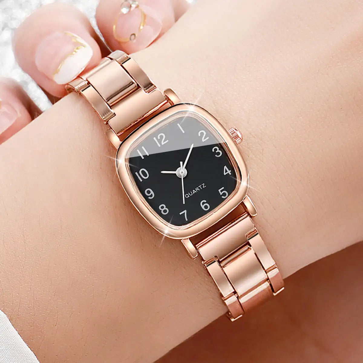 2PCS/Set Fashion Square Women Watches Simple Arabic Dial Quartz Wristwatch for Women Clock Reloj Mujer（Without Box） Qme