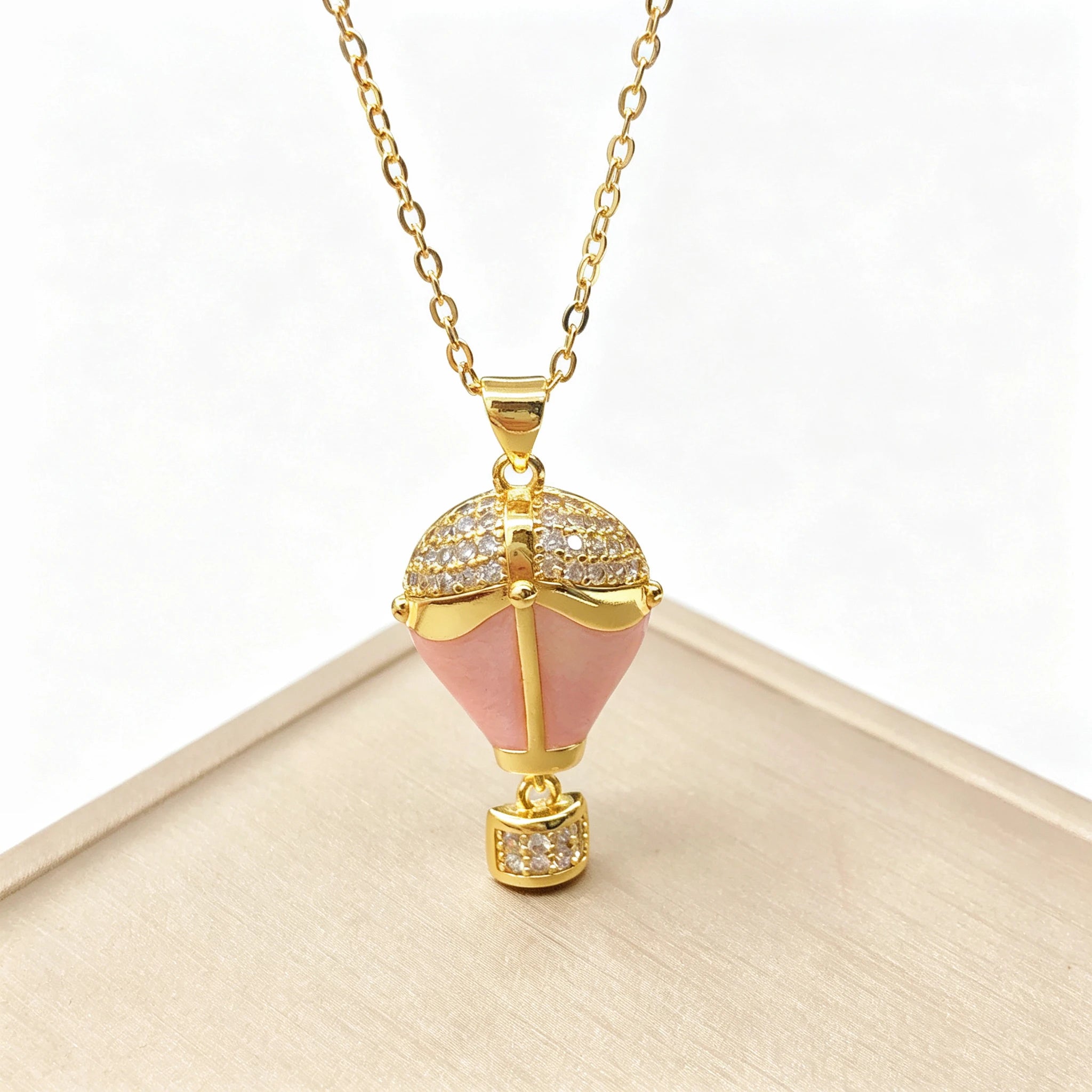 High-Quality Multicolor Enamel Art Hot Air Balloon Zircon Pendant Necklace Cute Fashion Party Jewelry For Women Daily Wear Qme Pink
