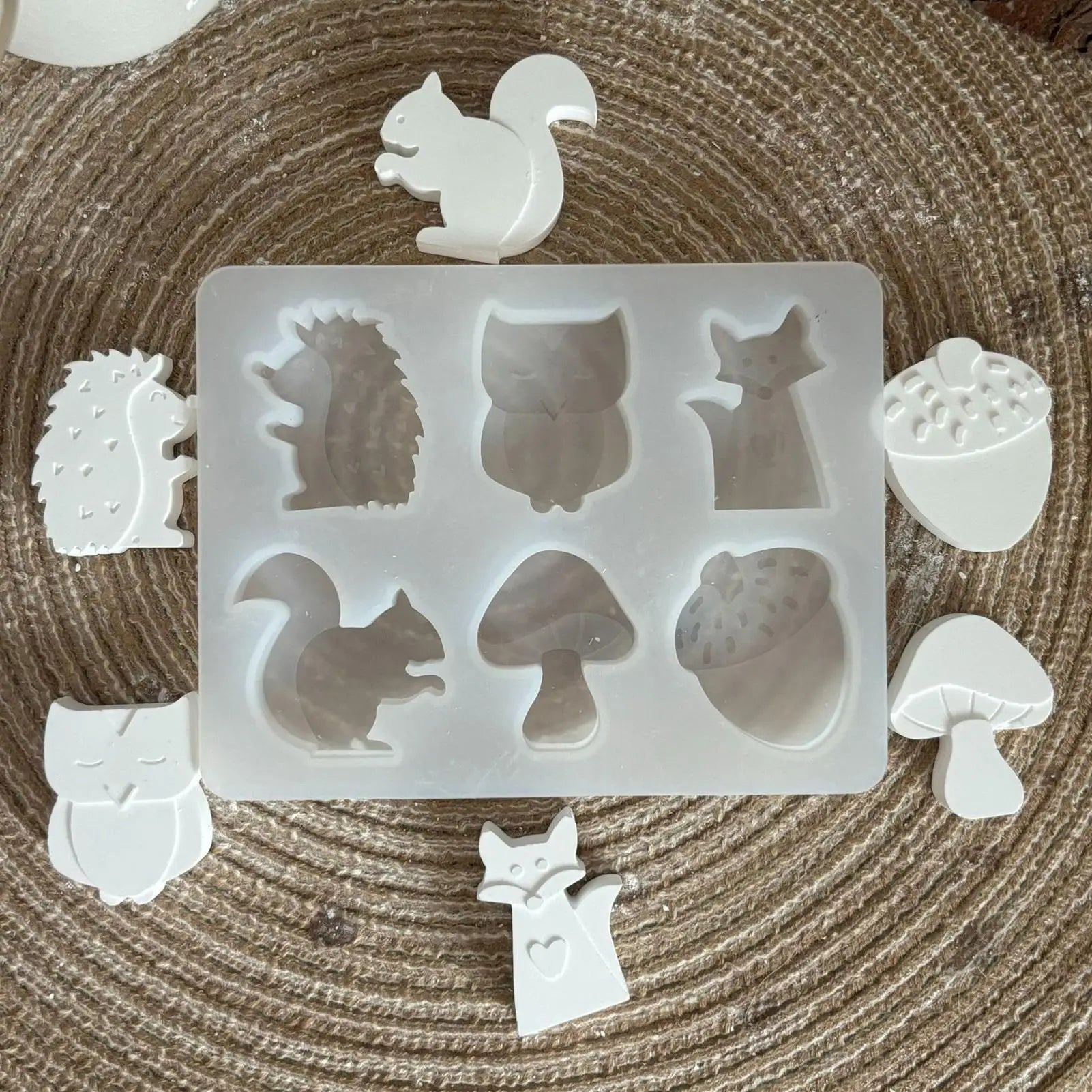 Animal Molds Silicone Bendable Tool Gadget Cute Soap Cement Plaster Qme