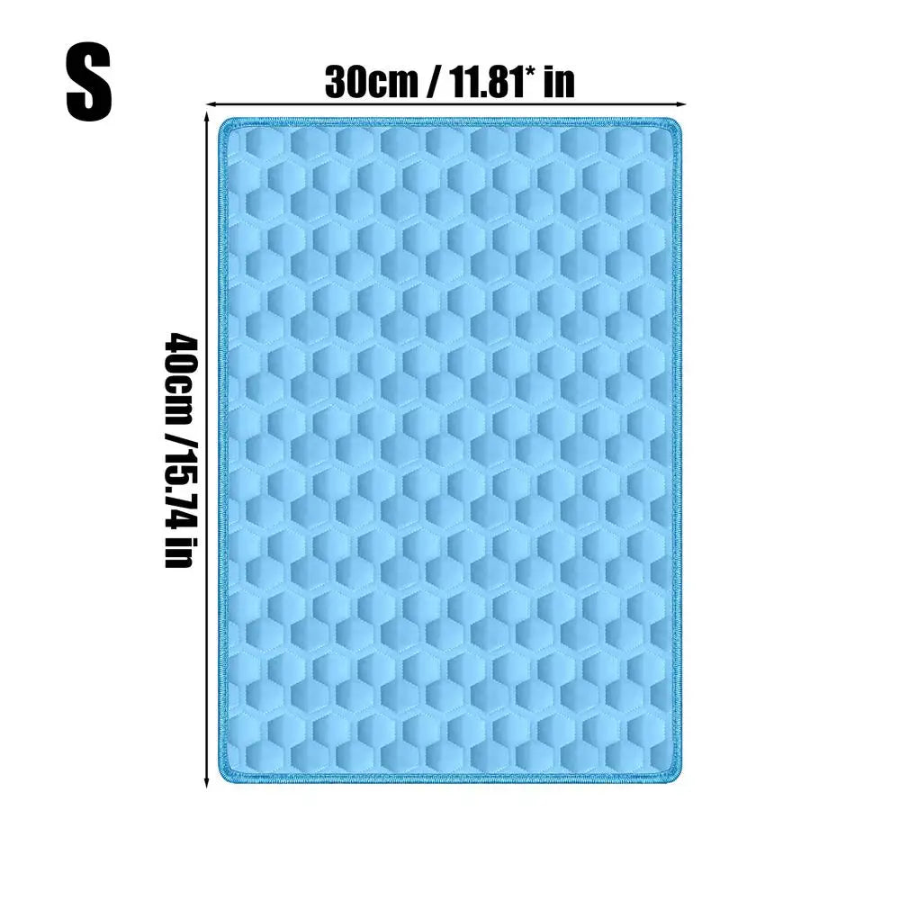 Cooling Pad for Dog Hot Summer Non-Slip Cushion Summer Dogs Cooling Pad for Small Medium Large Breeds Animals Resting Camping Qme S