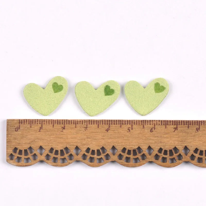 50Pcs Heart Pattern Love Embossing Leather Labels Clothes DIY Sewing Accessories Garment Supplies Banner Handwork Tags c3508 Qme