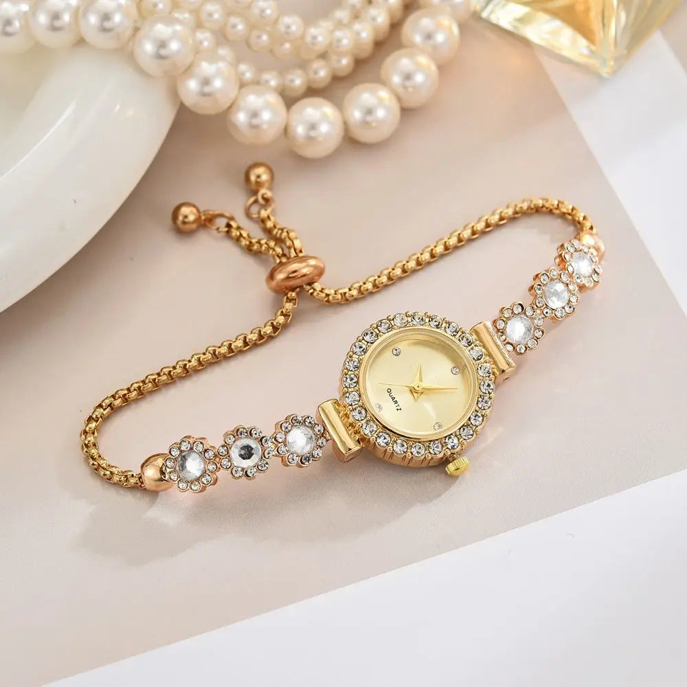 Fashion Rhinestone Women Watches Diamond Flowers Bracelet Ladies Quartz Wristwatch Qme Gold