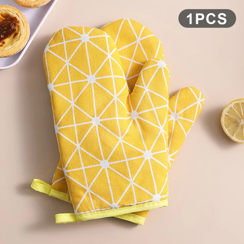 Oven Baking Gloves Mitts Microwave High-temperature Resistant Cotton Qme Yellow