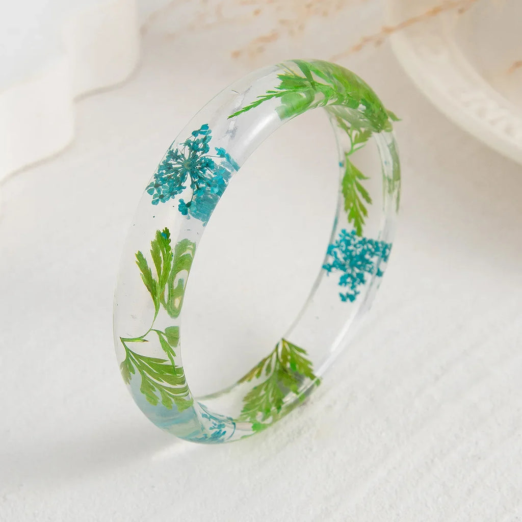 Cool Exaggerated Ins Style Flower Transparent 15MM Round Bangle Bracelet Fashionable Acrylic Color Dried Flower Daisy Bracelet Qme