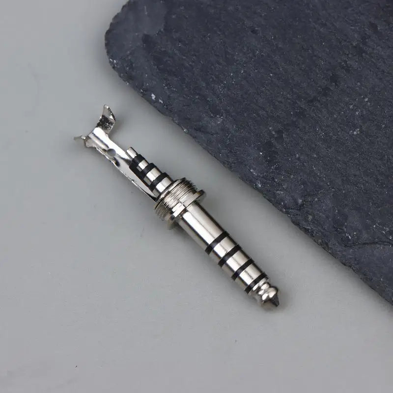 Professional 5Pole Balanced Plug Copper Rhodium Plated Clip Qme Silver