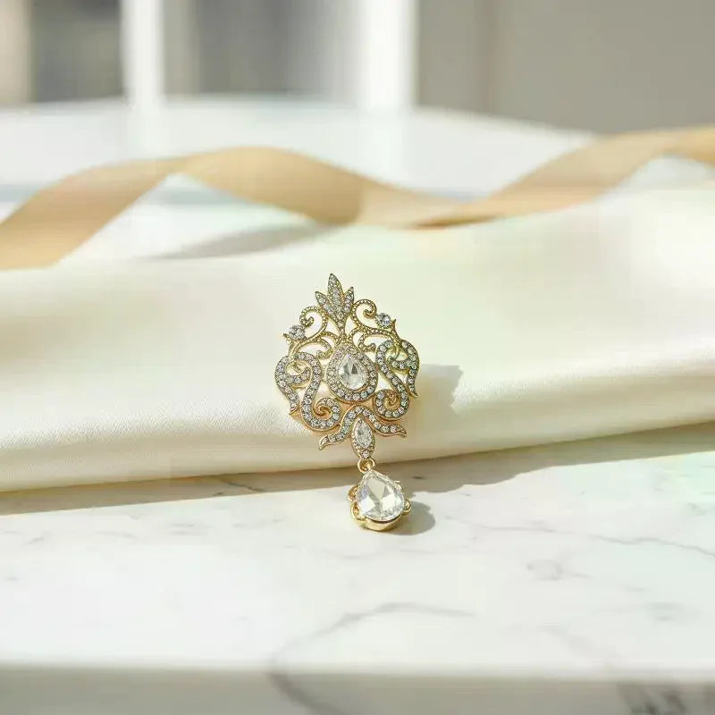 Vintage Gold Silver Color Crystal Brooches For Wedding Women Party Dress Rhinestone Bridal Bouquet Water Drop Brooch Pins Qme