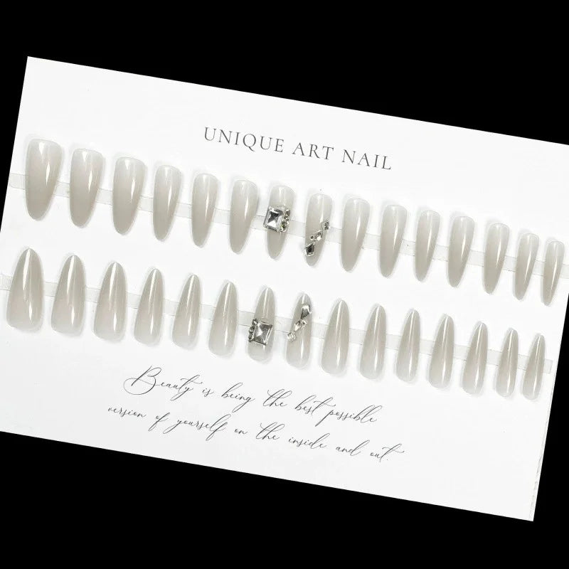 Brazil Translucent Gray Rhinestone Decor Press On Nails Minimal Cold Sense Stylish European American Removable False Nails Qme 1pcs