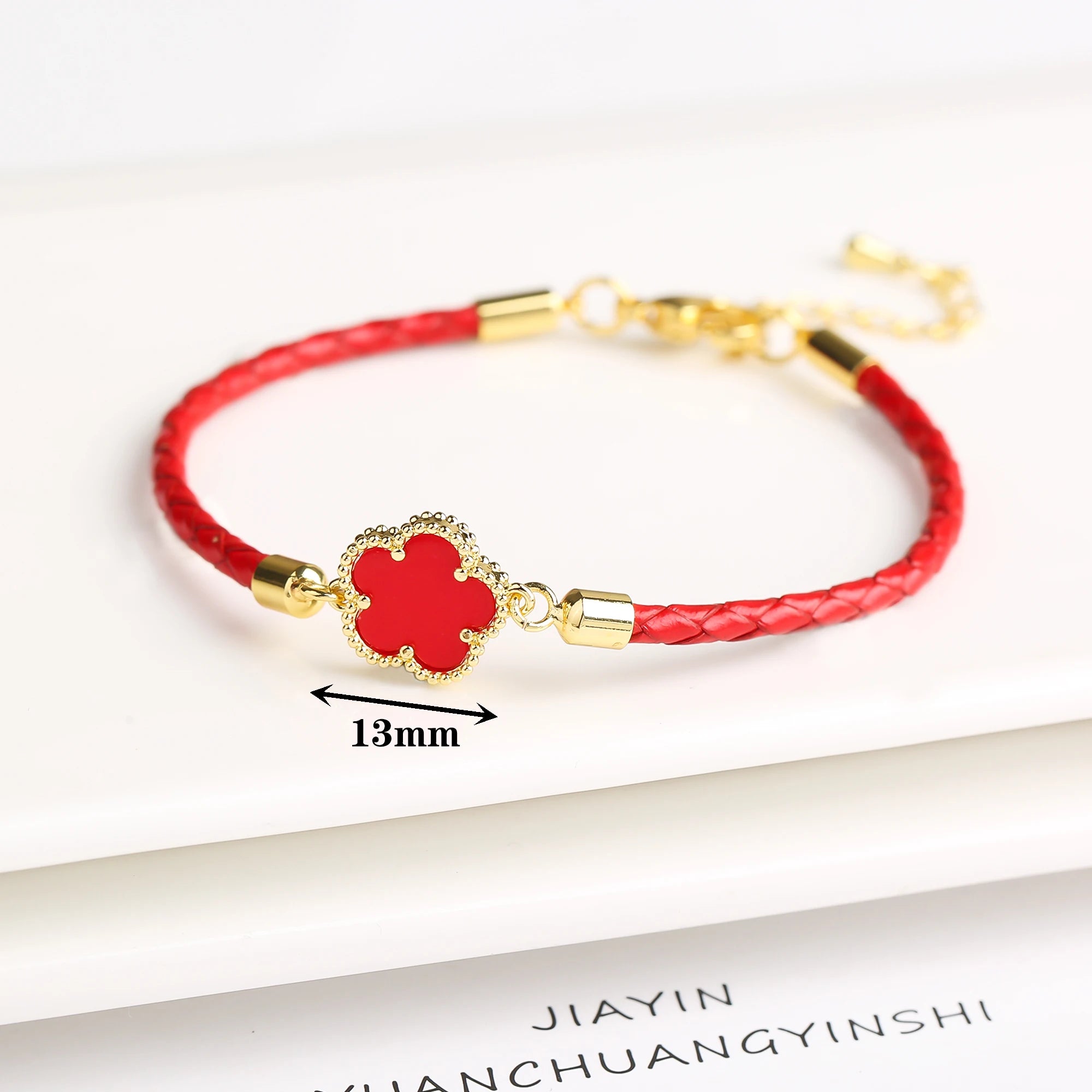 2024 Classic Shiny Zirconia Stone Five Leaf Flower Leather Braided Bracelet Fashion for Women Party Brand Jewelry Daily Wear Qme Color 29