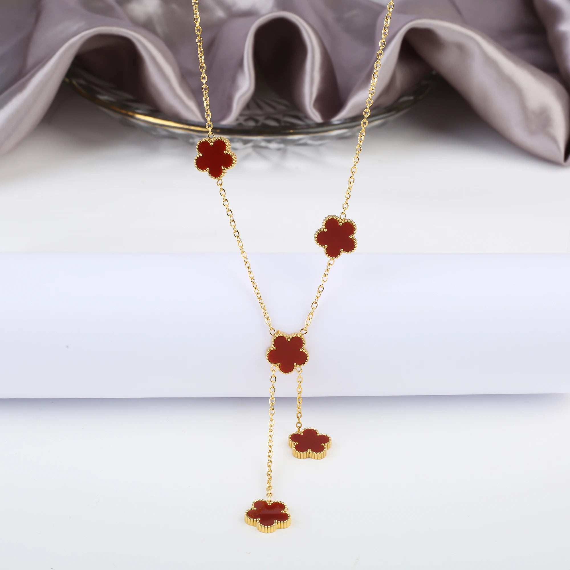 Classic Stainless Steel Five Leaf Flower Set Bracelet Necklace Earrings Luxury for Woman Party Daily Wear Jewelry Free Shipping Qme Red Necklace
