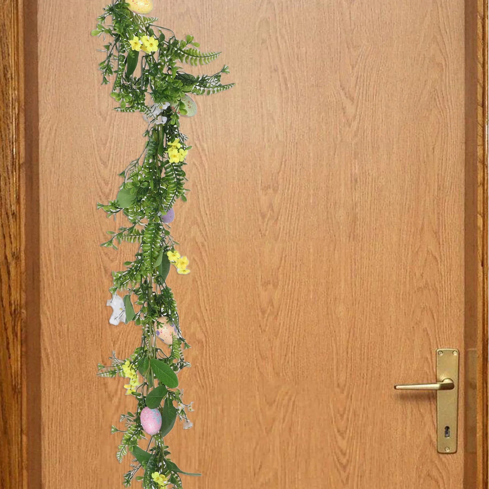 Stylish Easter Egg Garland Faux Greenery Indoor Wall Hanging Decor Realistic Eggs Plastic Foam Cloth Festive Look Qme