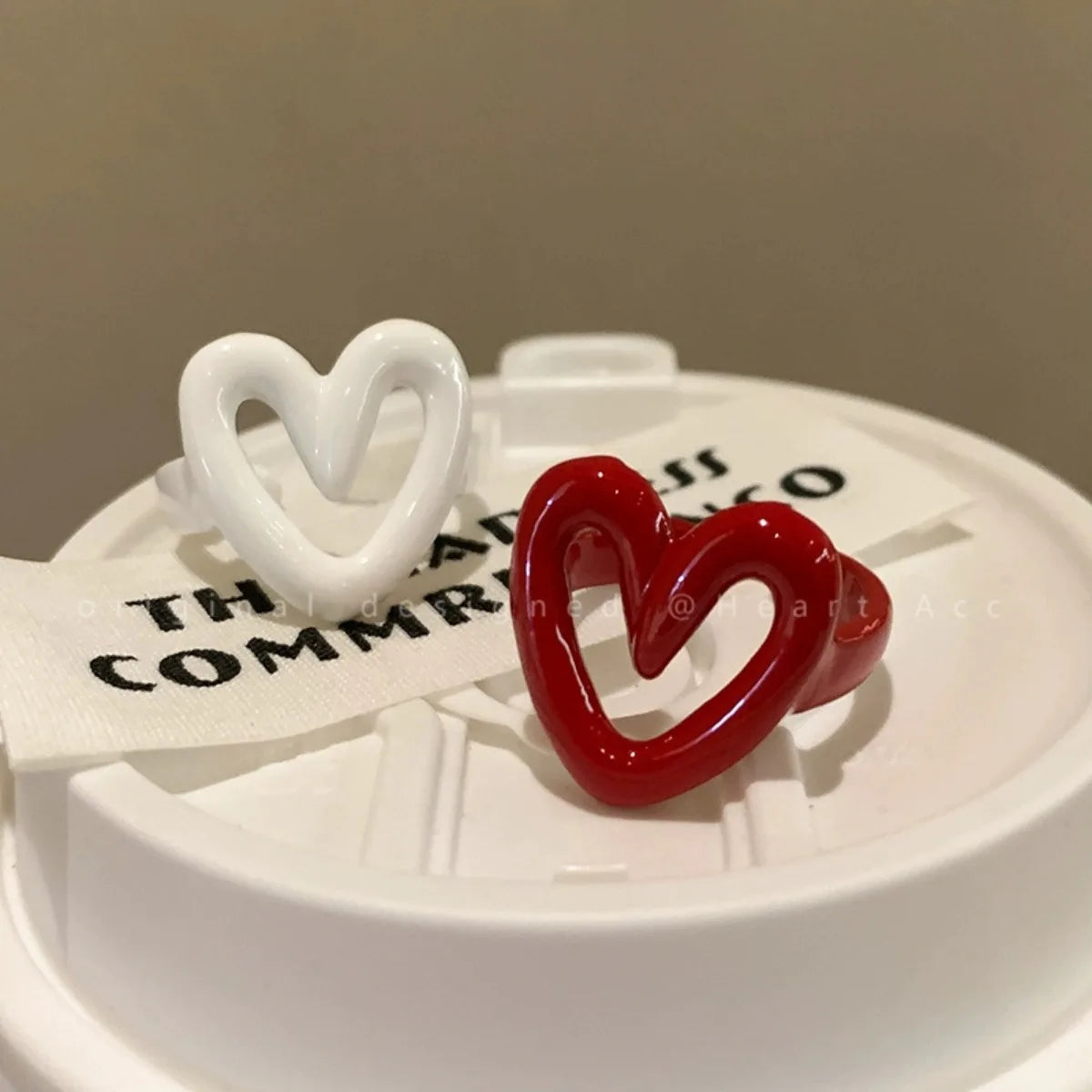 White Red Enamel Heart Sweet Ring Trendy Geometric Dripping Oil for Women Girls Funny Y2K Rings Festive Jewelry Gift Wholesale Qme