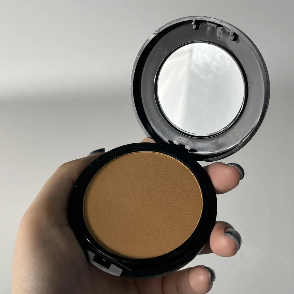 Oil-control Long-lasting Face Concealer Makeup Bronzer Powder Matte Qme