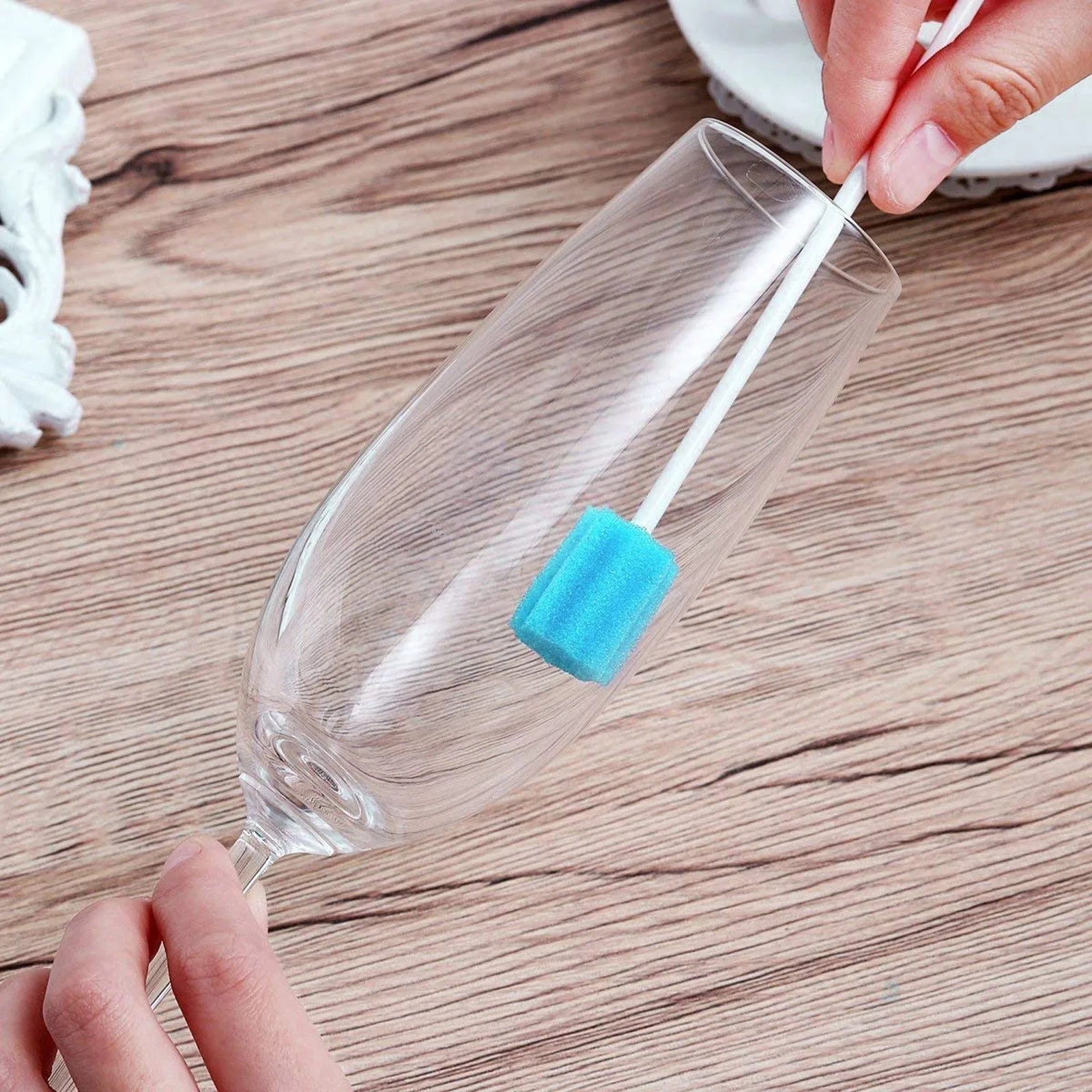 Pack Of 100 Disposable Oral Care Sticks Tooth Cleaning Mouth Swabs With Stick Sponge Head Multiuse Pet Cleaning Tool Qme