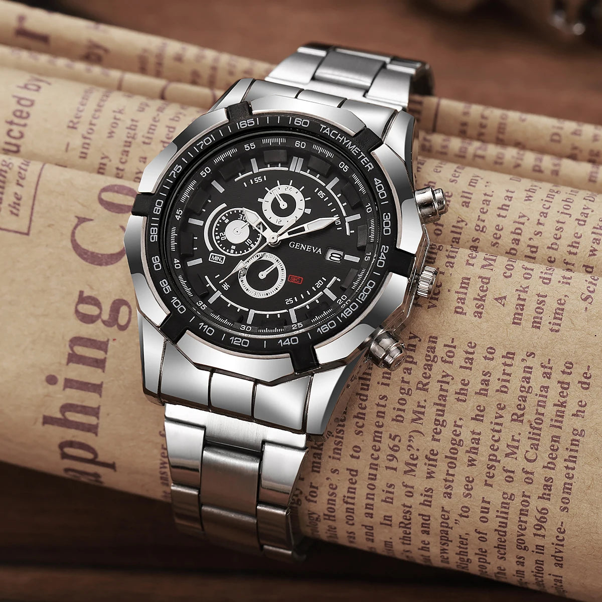Men's Steel Belt Set Watch Fashion Three Eye Calendar Men's Watch 3pcs Quartz Watch Qme