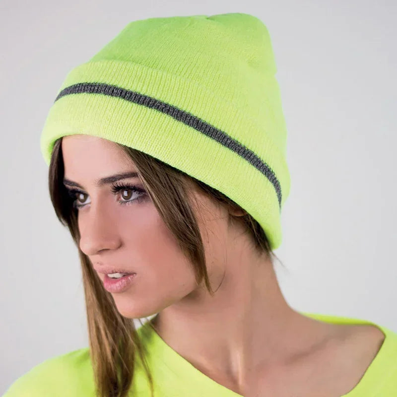 Casual Autumn Winter Warm Caps for Women and Men, Unisex Luminous Outdoor Cycling Ski Knitted Hats with Reflective Stripe Qme
