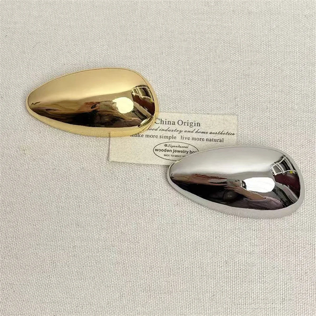 Metal Geometric Glossy Eggshell Broochs for Women Unique Exquisite Suit Corsage Pins Party Jewelry Fashion Accessory Qme