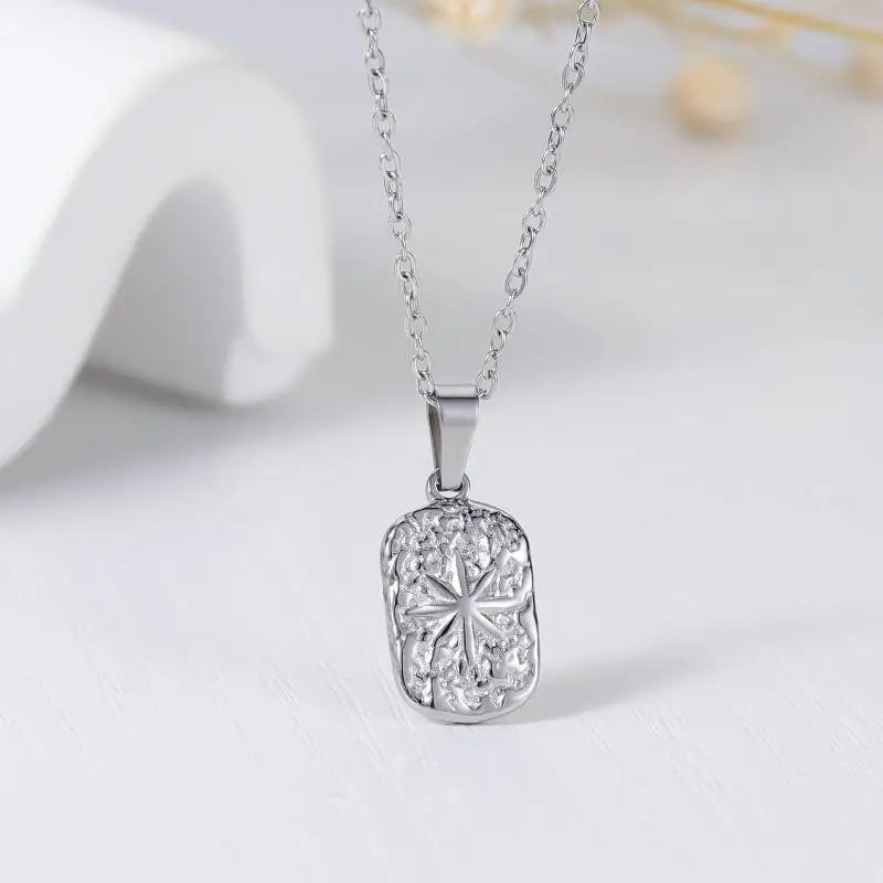 Unique Eight-pointed Star Compass Pendant Necklace for Men High Quality Stainless Steel Jewelry Christmas Gift Qme