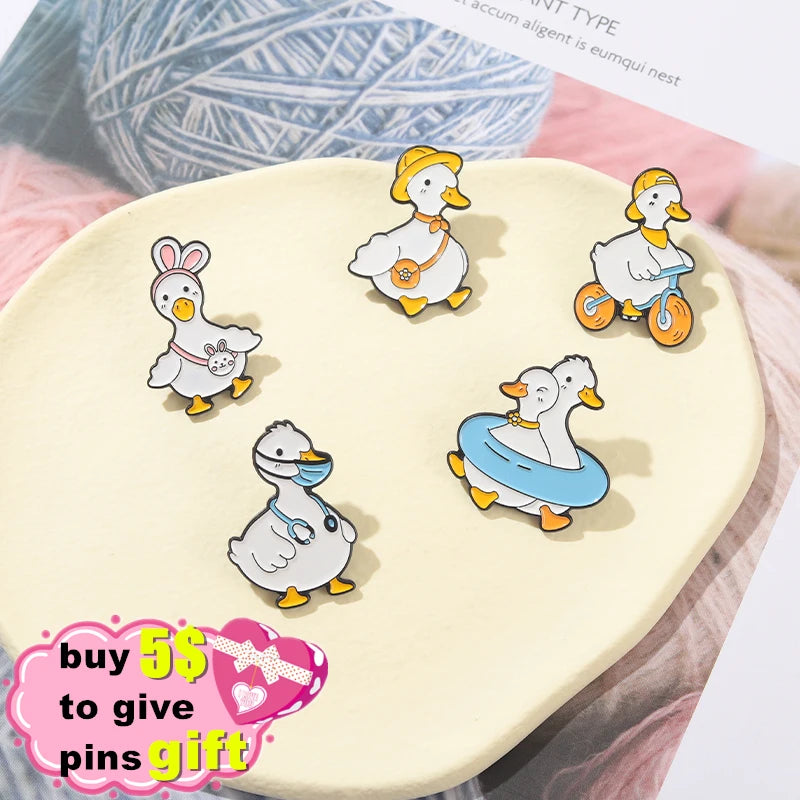 Cute Animal Enamel Pins Duck Goose Brooches Bicycle Doctor Metal Badges Lapel Clothes Funny Kids Friend Jewelry Gifts Wholesale Qme
