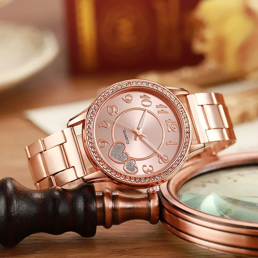 Inlaid rhinestone heart-shaped dial quartz watch, women's strap watch, exquisite dial, clothing accessories Qme