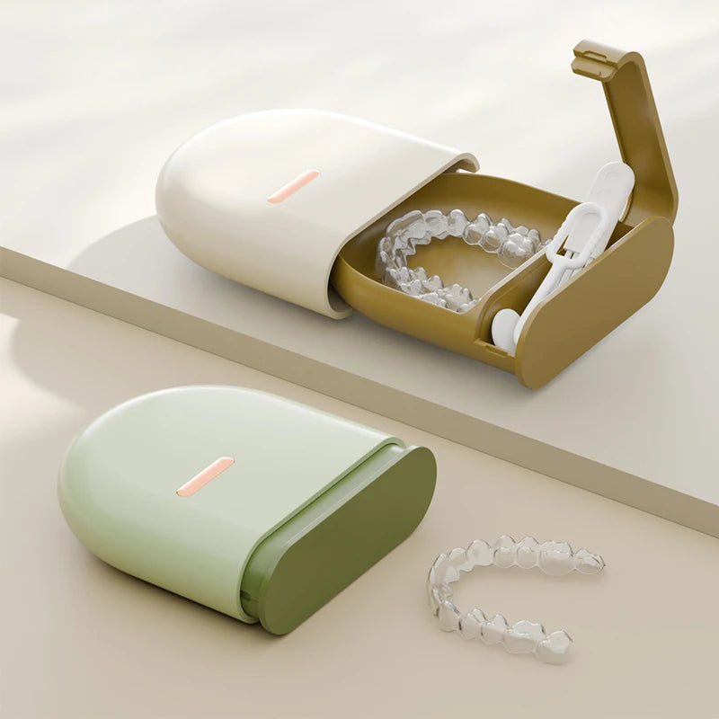 Retainer Case Portable Mouth Guard Box Oral Cleaning False Teeth Qme