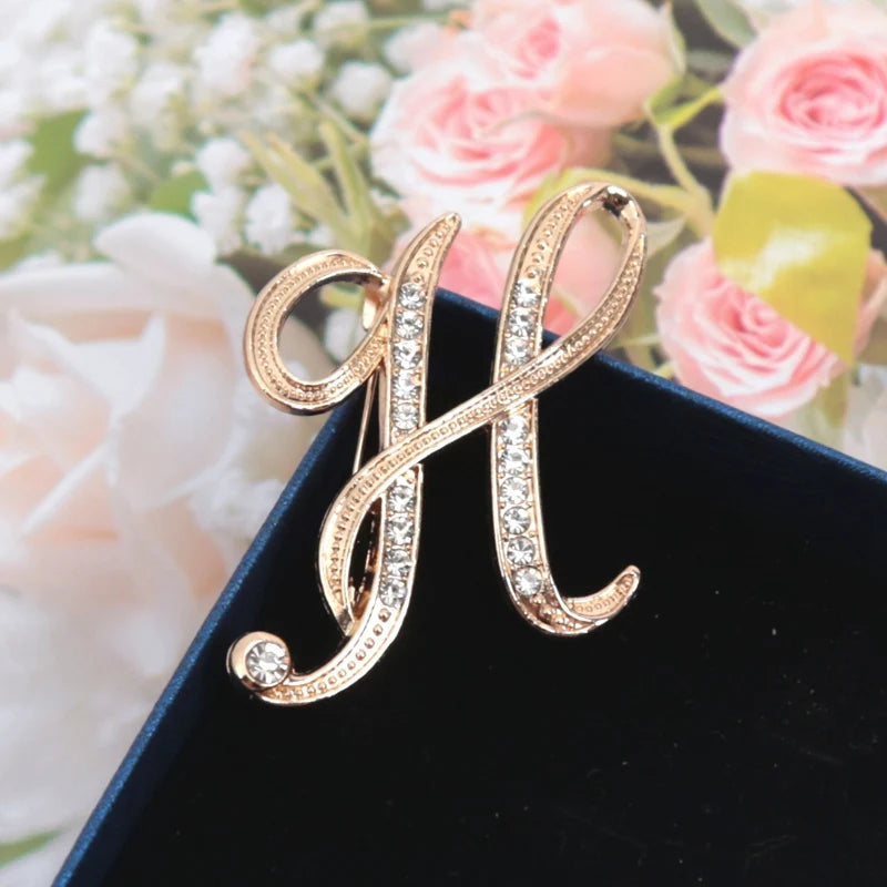Fashion Women Rhinestone Brooch A-z English Letter Gold Metal Pins Qme H
