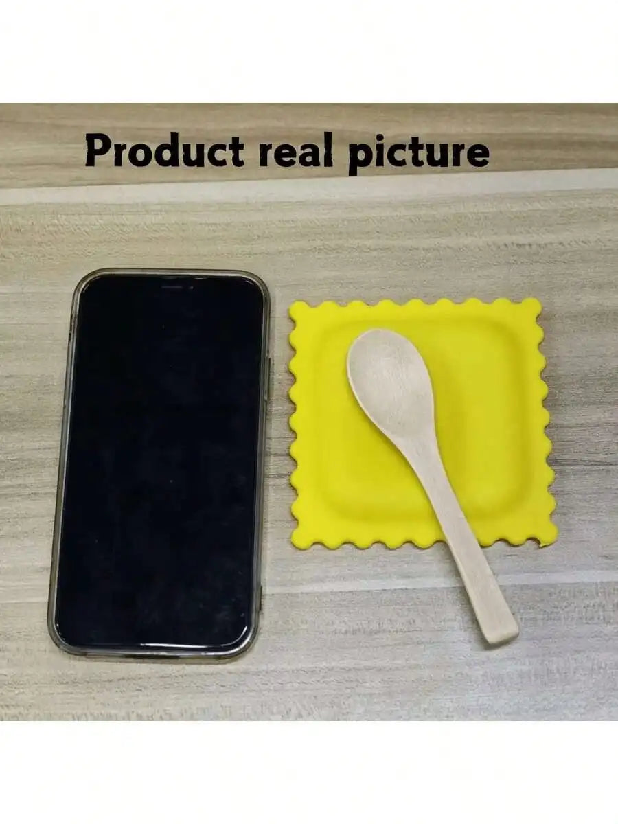 1 Cute Cartoon Biscuit-shaped Silicone Spoon Rest Heat Resistant Qme