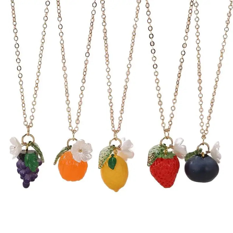 Dainty Lemon Green Leaf Pendant Necklace Silver Plated Skin-Friendly Fashion Jewelry for Women Graduation Gift Qme