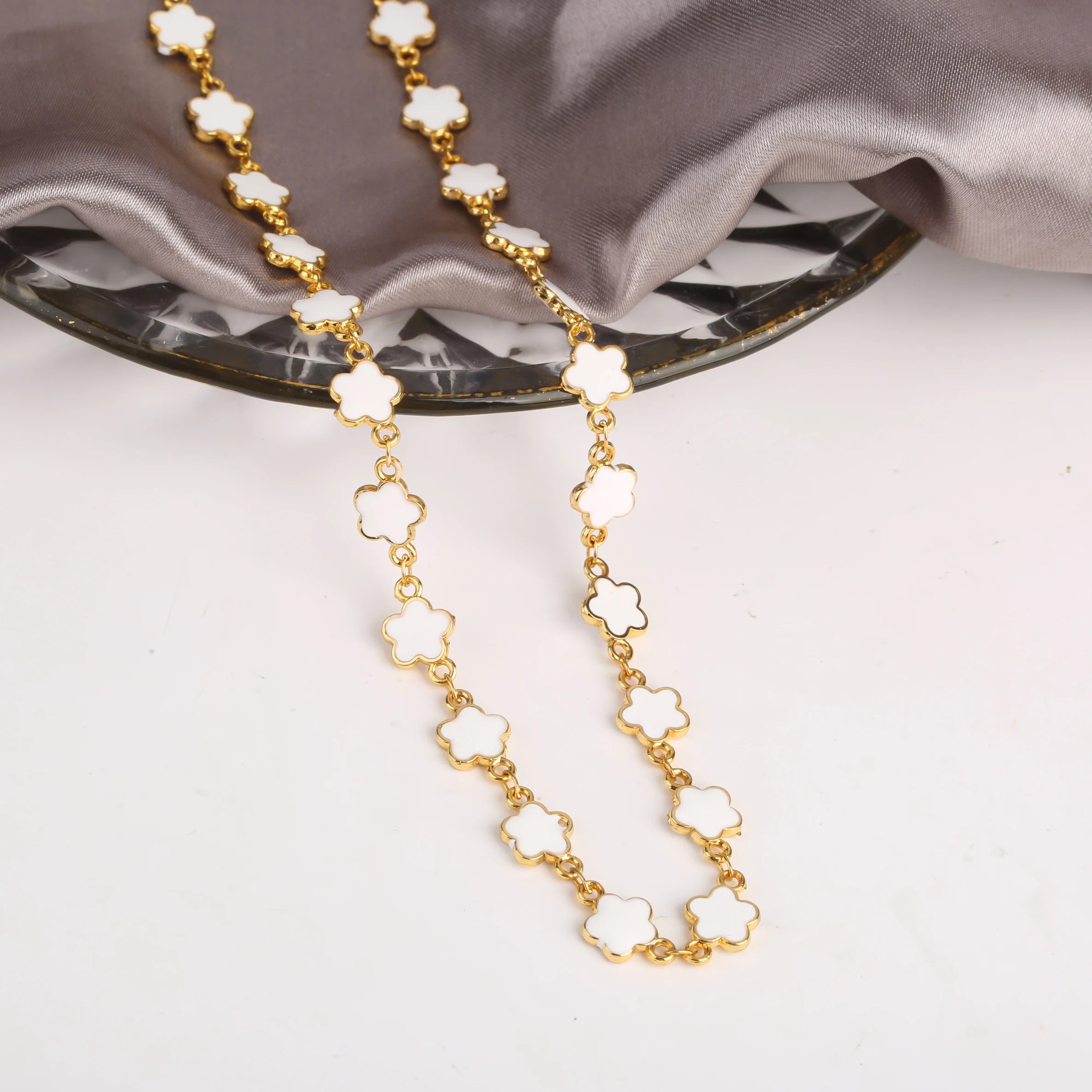 Classic 7 Color Copper Drip Oil Five-Leaf Flower Bracelet Necklace Pentagram Jewelry Set For Women Wedding Party Daily Wear Qme 9